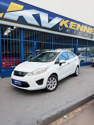 FORD FIESTA 1.6 SE SEDAN 16V FLEX 4P MANUAL